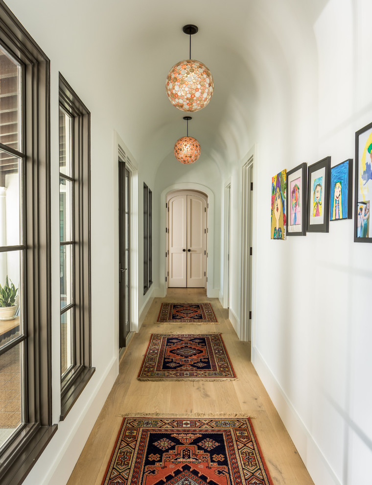 20 Graceful Mediterranean Hallway Designs That Will Overwhelm You With Elegance