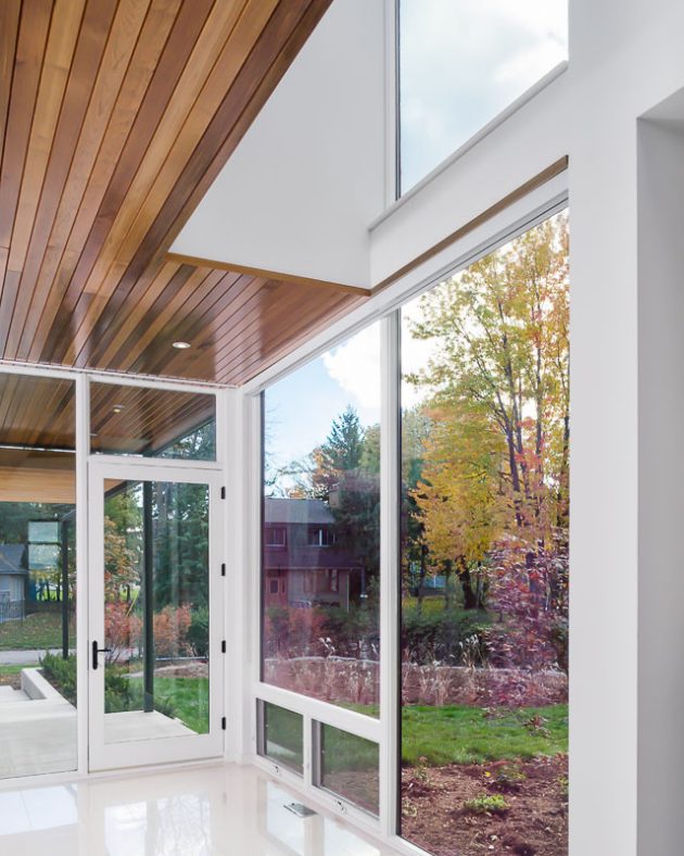 Ottawa River House by Christopher Simmonds Architect in Canada