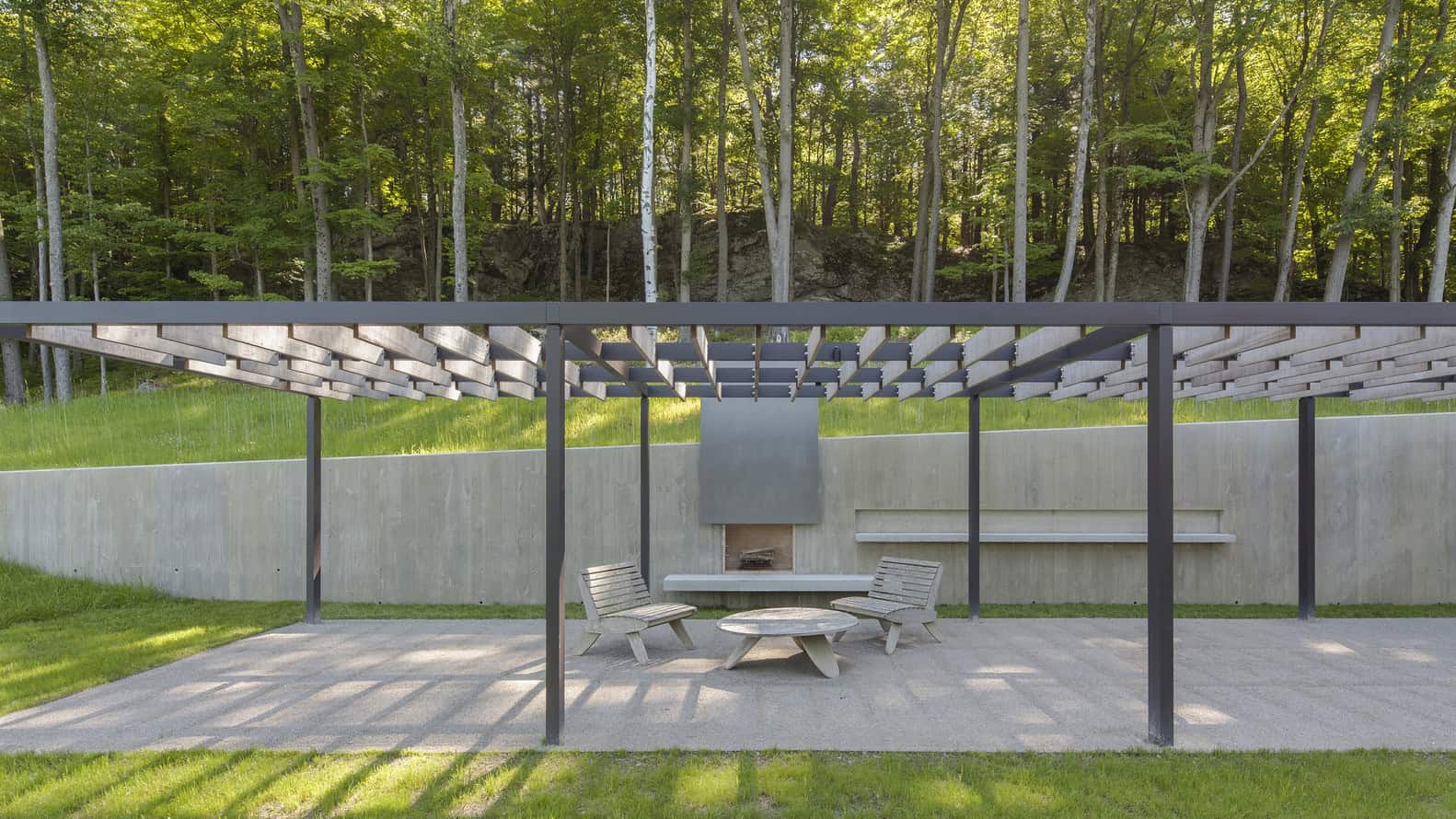 Red Rock House by Anmahian Winton Architects in New York, USA Red Rock House by Anmahian Winton Architects in New York, USA