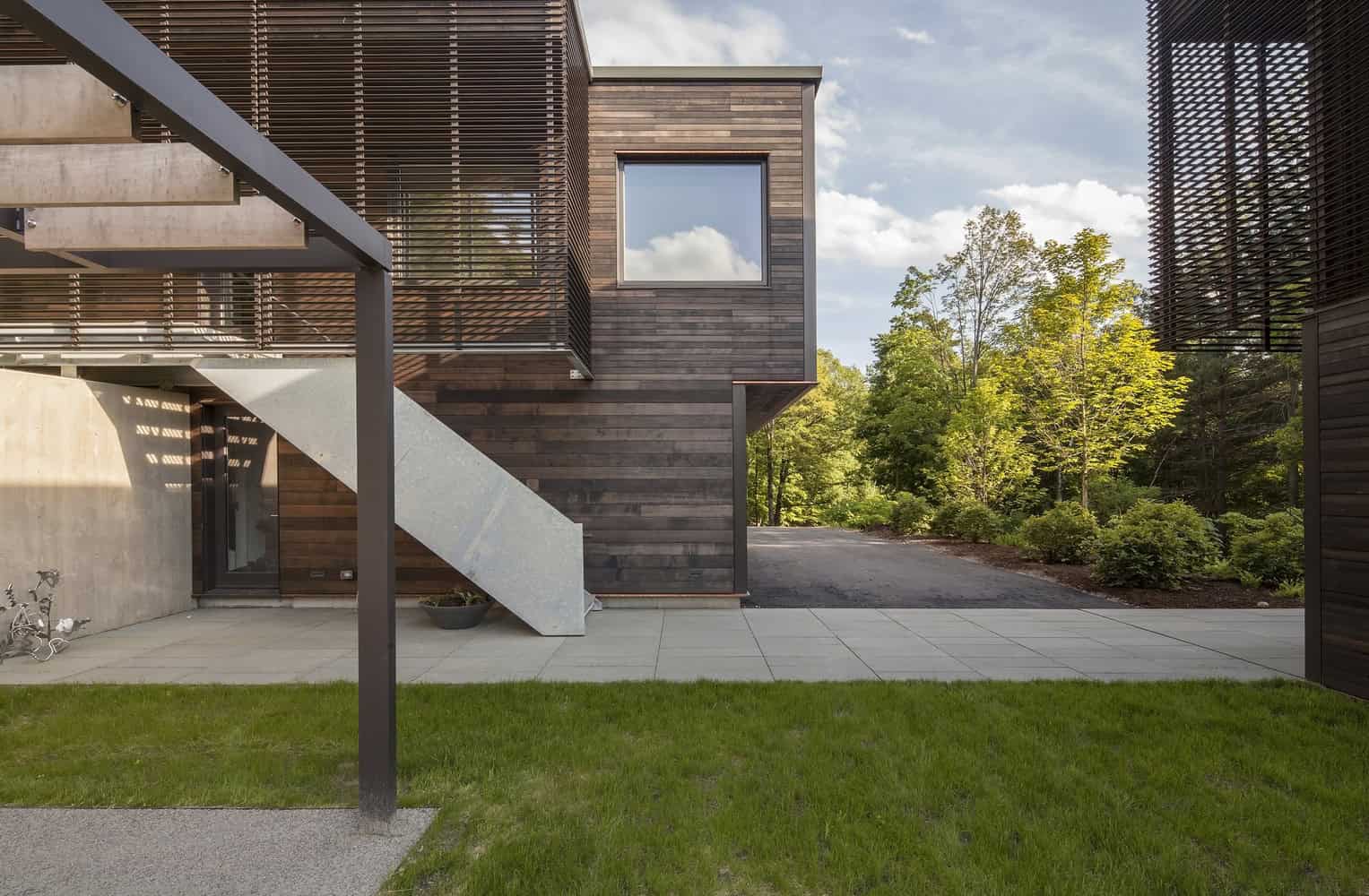 Red Rock House by Anmahian Winton Architects in New York, USA Red Rock House by Anmahian Winton Architects in New York, USA