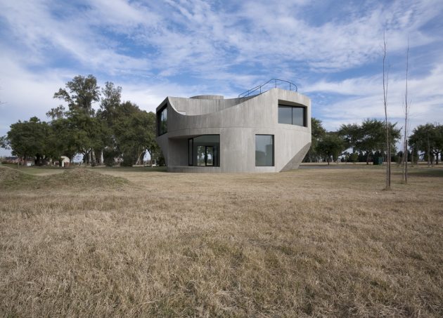 View House by Johnston MarkLee in Rosario, Argentina