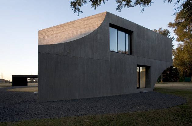 View House by Johnston MarkLee in Rosario, Argentina