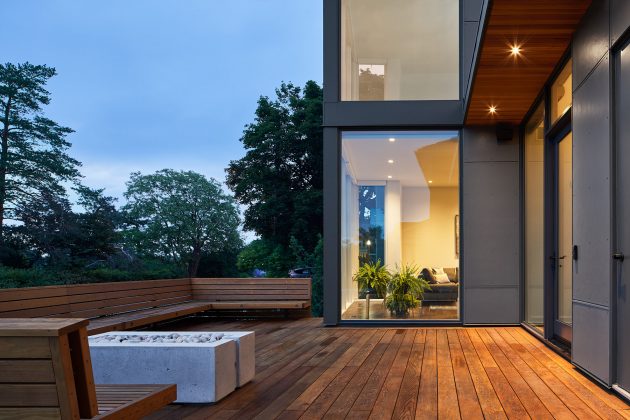 Canal Terrace House by Christopher Simmonds Architect in Ottawa, Canada