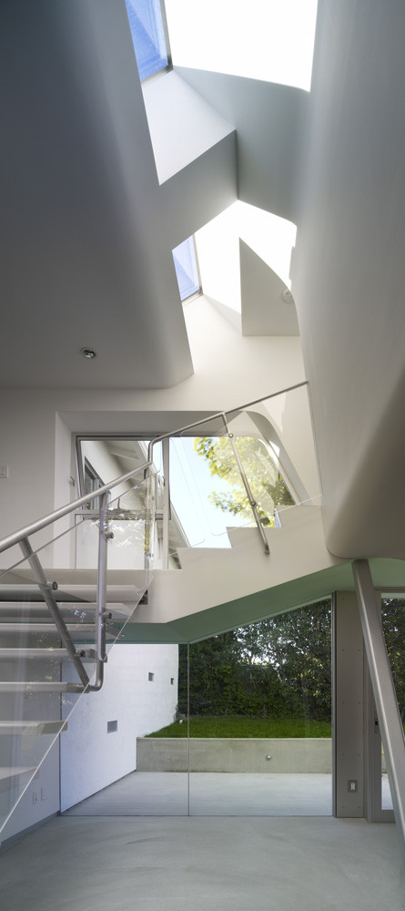 Alan-Voo Family House by Neil M. Denari Architects in LA, California