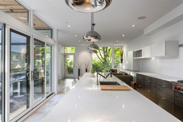 New Edinburgh House by Christoper Simmonds Architect in Ottawa, Canada