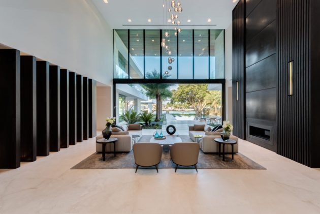 Palm Island Residence by Choeff Levy Fischman in Miami Beach, Florida