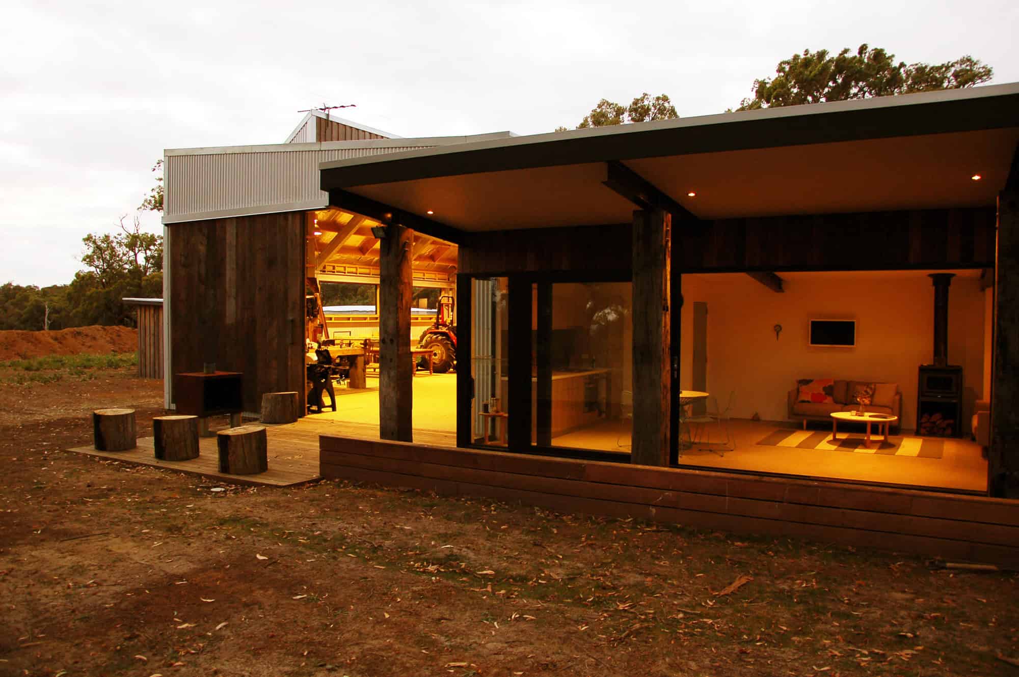 The Über Shed by Jost Architects in Victoria, Australia The Über Shed by Jost Architects in Victoria, Australia