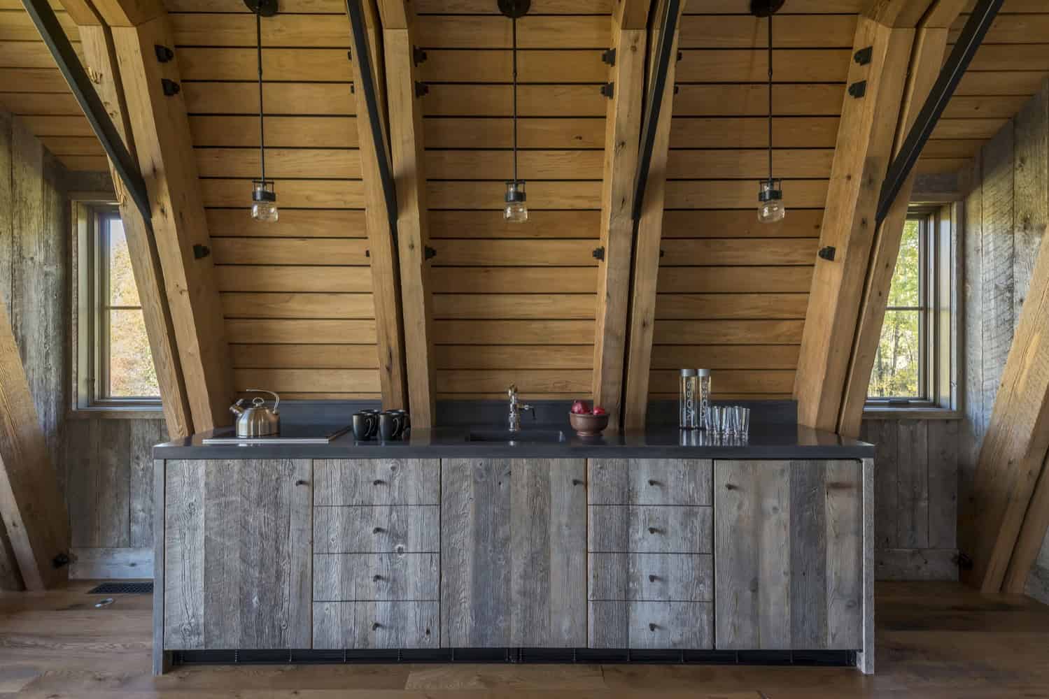 The Barn by CLB Architects in Wilson, Wyoming The Barn by CLB Architects in Wilson, Wyoming