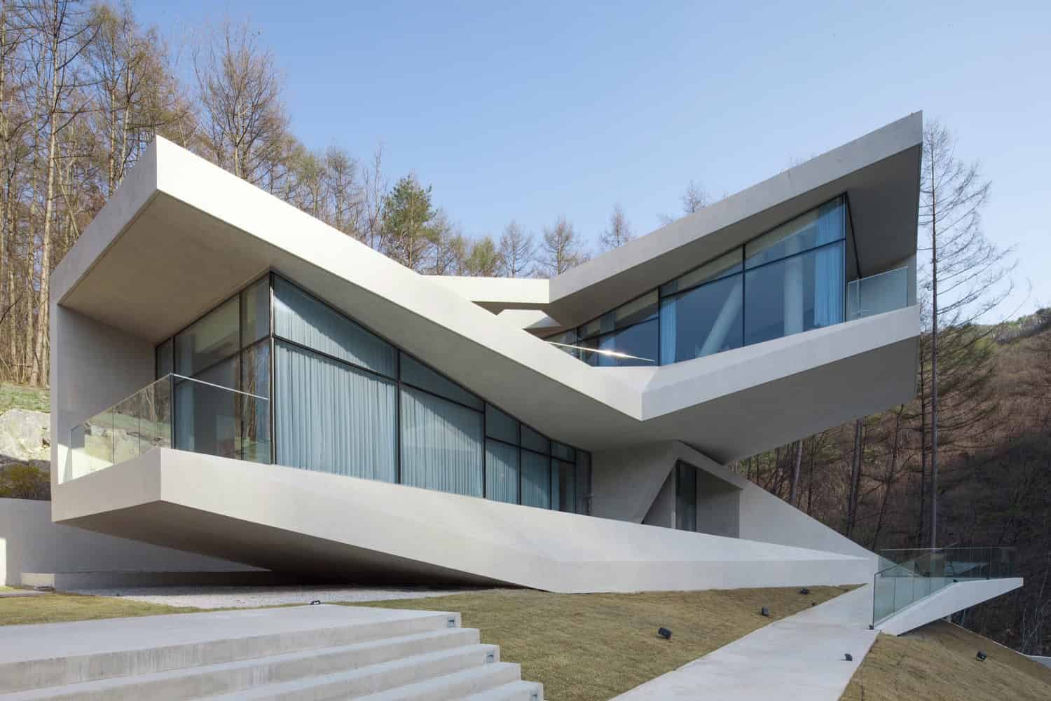 U Retreat by IDMM Architects in Hongcheon, South Korea