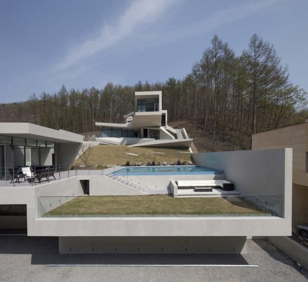 U Retreat by IDMM Architects in Hongcheon, South Korea