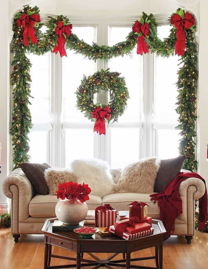 18 Simple But Beautiful Christmas Decorations Which Are Worth Seeing 18 Simple But Beautiful Christmas Decorations Which Are Worth Seeing