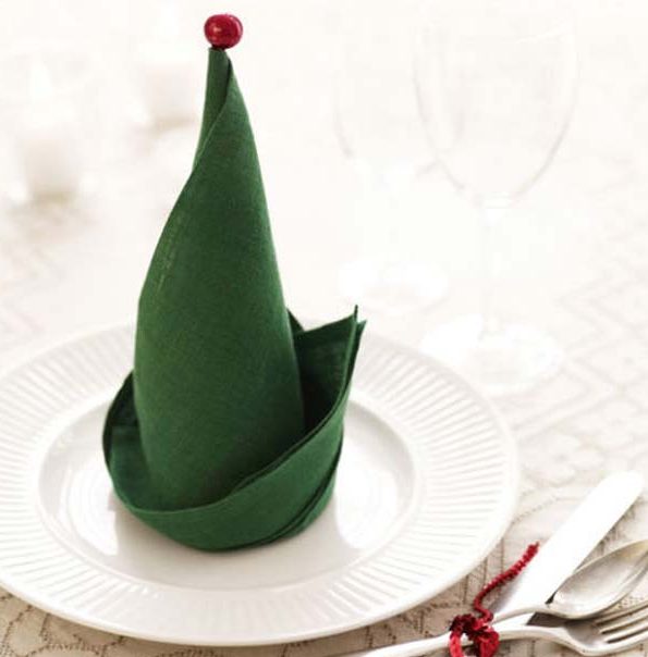 17 Captivating DIY Napkin Decorations To Beautify Your Christmas Table