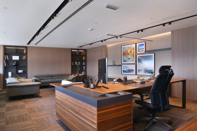 A Transparent and Collective Work Environment: ASD Central Office
