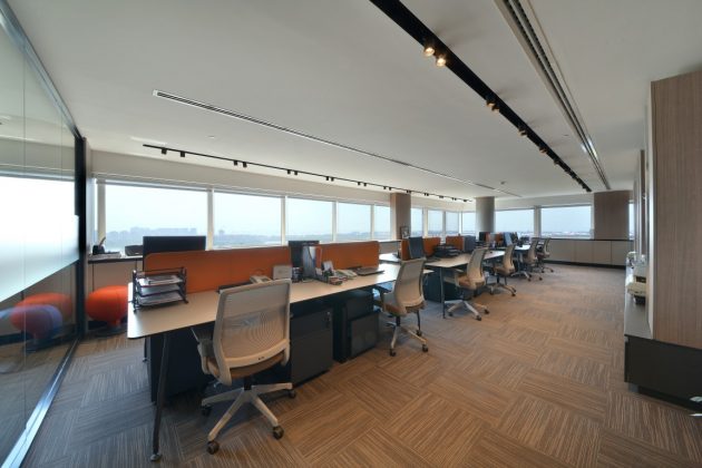 A Transparent and Collective Work Environment: ASD Central Office