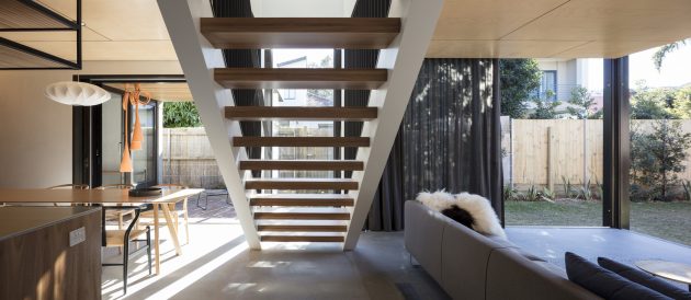 Cricket Pitch House by Scale Architecture in Sydney, Australia