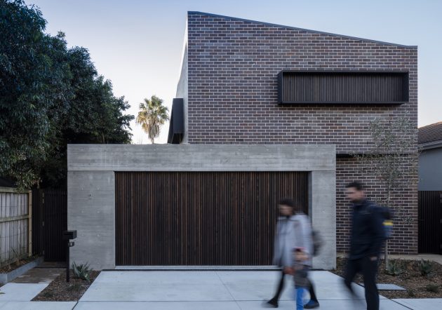 Cricket Pitch House by Scale Architecture in Sydney, Australia