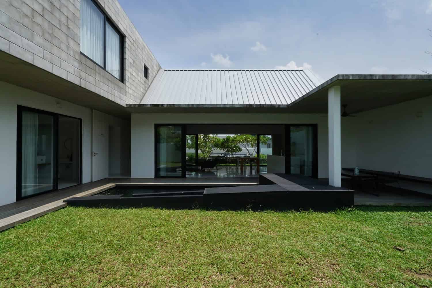 Knikno House by Architect Fabian Tan in Petaling Jaya, Malaysia Knikno House by Architect Fabian Tan in Petaling Jaya, Malaysia
