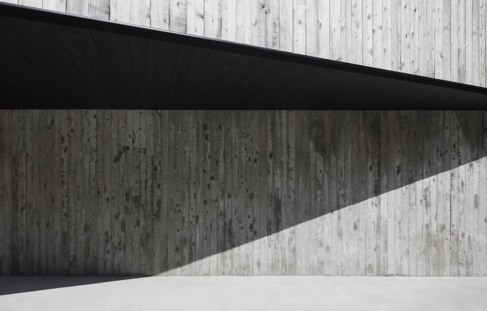 House by the Lake by ACDF Architecture: A Contemporary Retreat on Lake Memphremagog House by the Lake by ACDF Architecture: A Contemporary Retreat on Lake Memphremagog