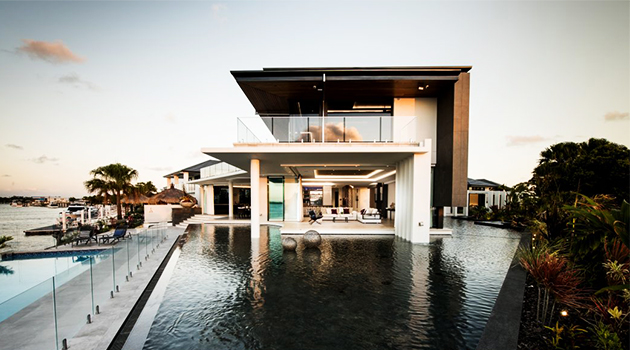 Lagoon House by Robin Payne in Bribie Island, Australia