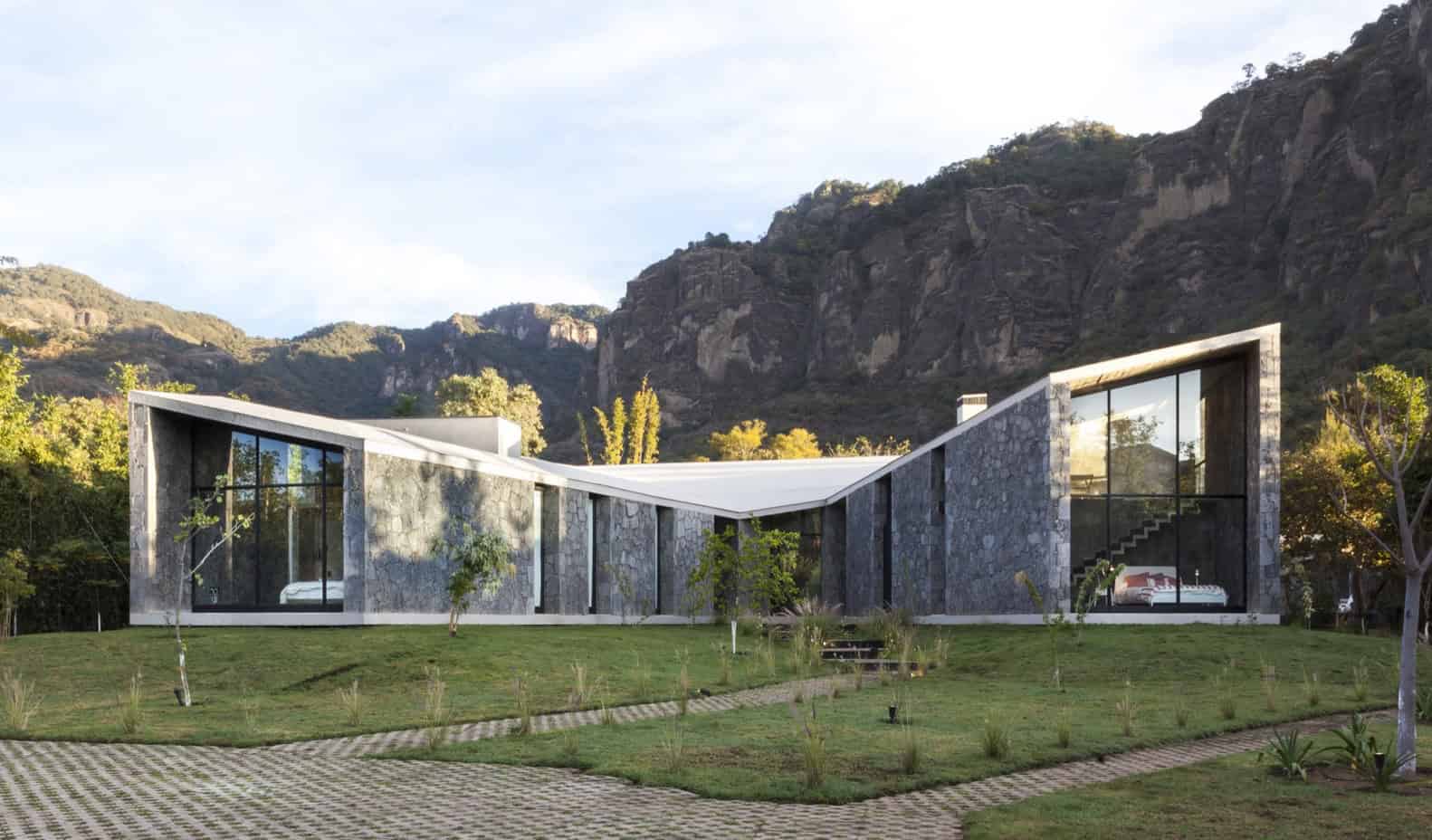 MA House by Cadaval & Solà-Morales in Tepoztlan, Mexico MA House by Cadaval & Solà-Morales in Tepoztlan, Mexico