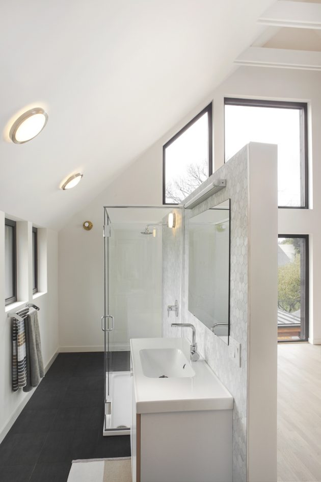 Palatine Passive House by Malboeuf Bowie Architecture in Greenwood, Seattle