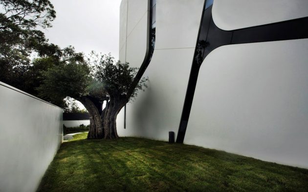 Weave House by A-cero on the Mediterranean Coast of Spain
