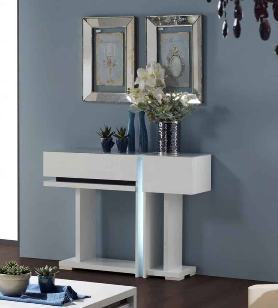 18 Outstanding Ideas For Decorating Stylish Hallway