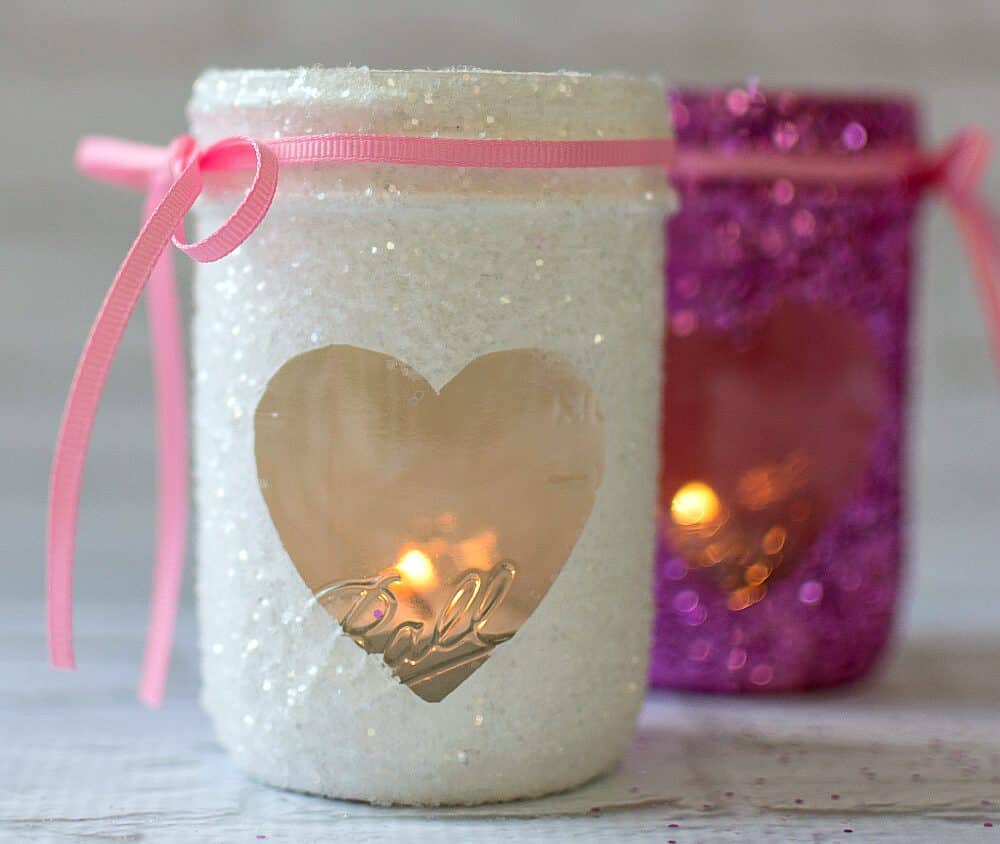 19 Inexpensive DIY Decorations To Style Up Your Home For Valentine's Day 19 Inexpensive DIY Decorations To Style Up Your Home For Valentine's Day