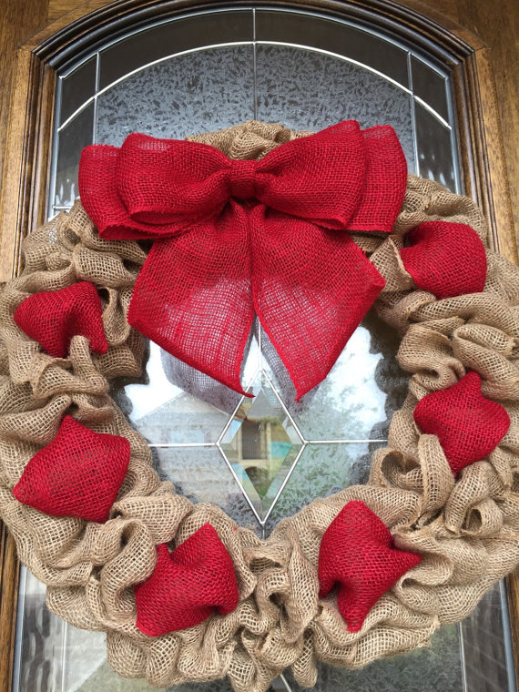 15 Cute Handmade Valentine's Day Wreath Designs Make A Unique Gift
