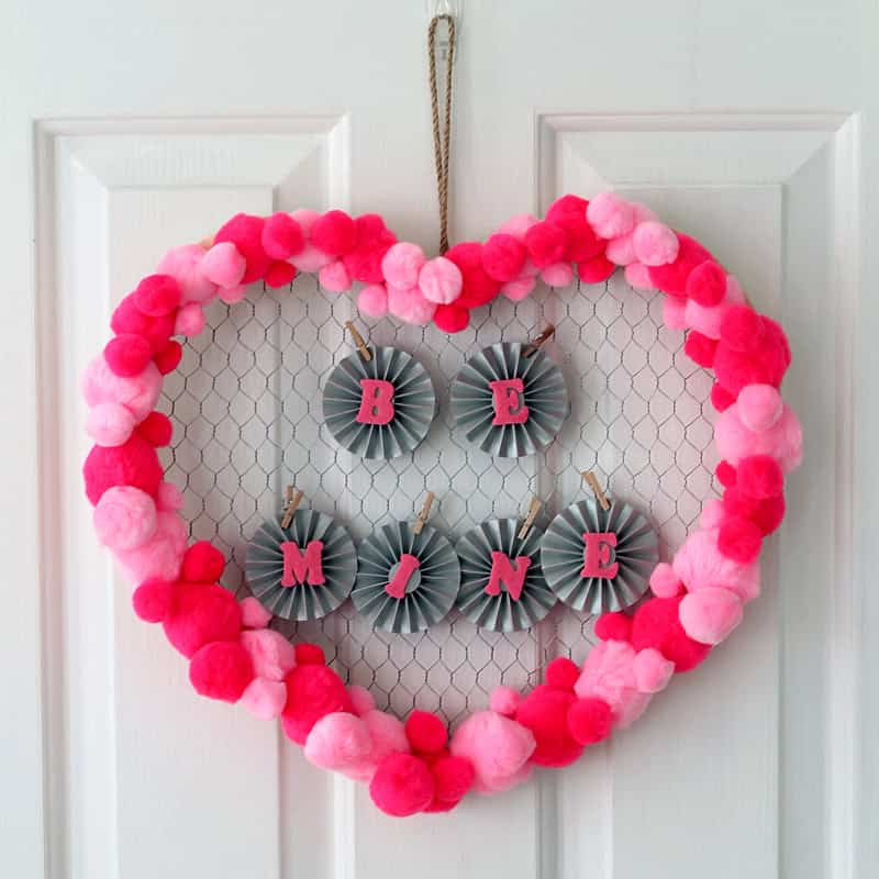 19 Inexpensive DIY Decorations To Style Up Your Home For Valentine's Day 19 Inexpensive DIY Decorations To Style Up Your Home For Valentine's Day