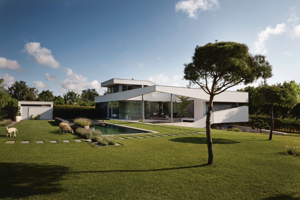 18 Startling Modern Landscape Designs Your Backyard Seriously Needs