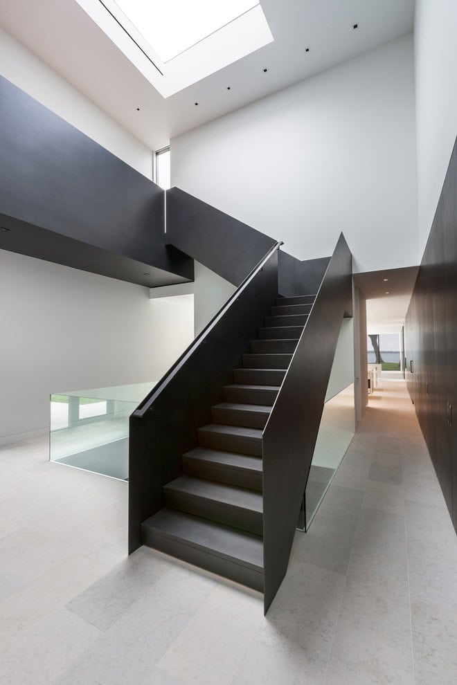 Creatice Contemporary Staircases for Large Space