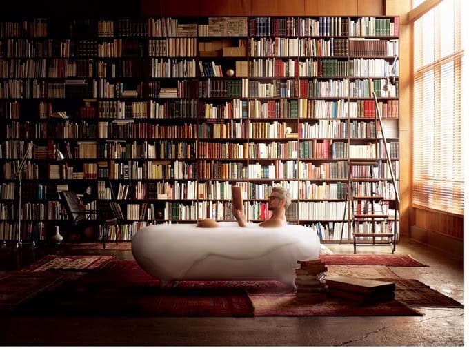 10 Exceptional Bathrooms With Bookshelves That You're Gonna Love 10 Exceptional Bathrooms With Bookshelves That You're Gonna Love