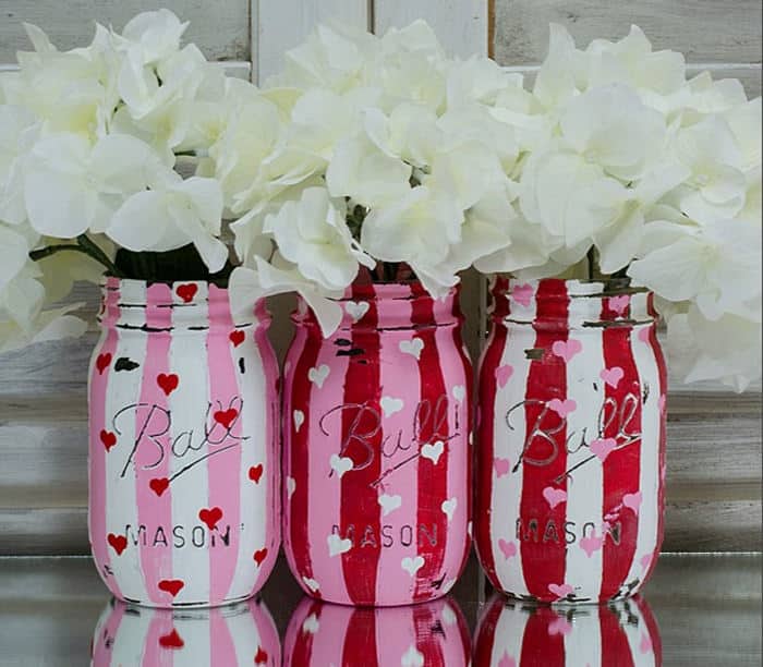 19 Inexpensive DIY Decorations To Style Up Your Home For Valentine's Day 19 Inexpensive DIY Decorations To Style Up Your Home For Valentine's Day