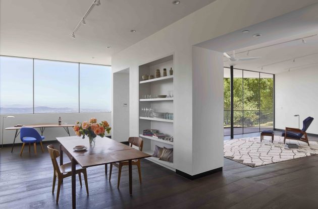 Box on the Rock by Schwartz and Architecture in Sonoma, California