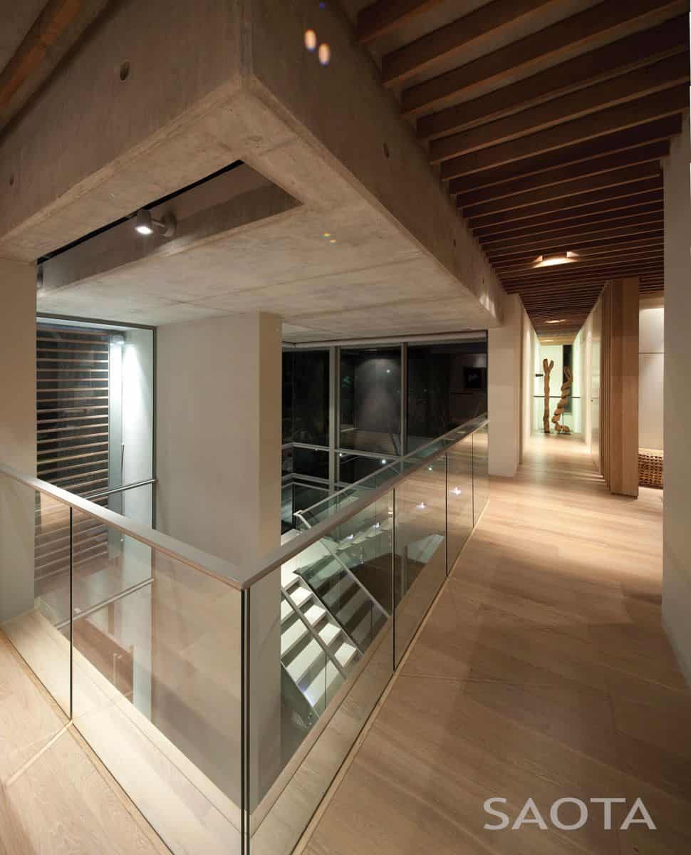 La Lucia — Bedroom terrace Sea-facing bedroom with private terrace screened for shade and privacy at La Lucia.