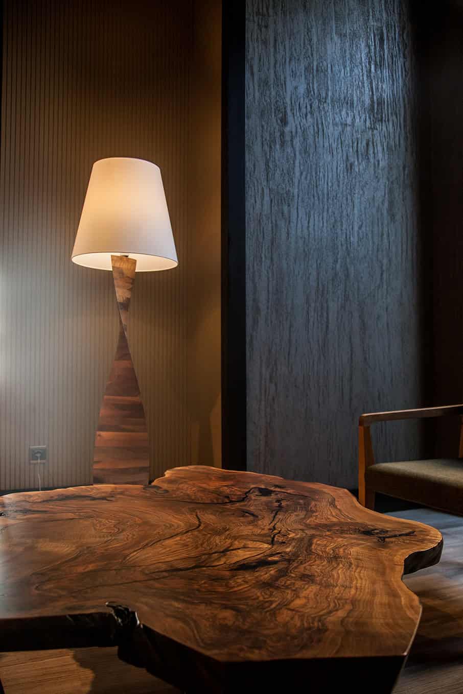 Novawood Office and Showroom: A Multifunctional Design in a Flexible Structure Novawood Office and Showroom: A Multifunctional Design in a Flexible Structure