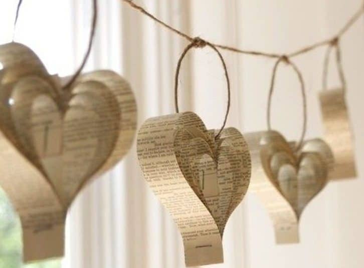 18 Low-Cost Decorations That You Can DIY For This Valentine’s Day