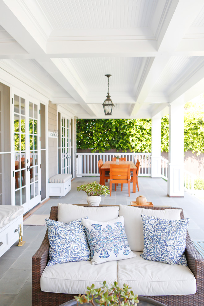 17 Alluring Transitional Porch Designs Perfect For This Spring