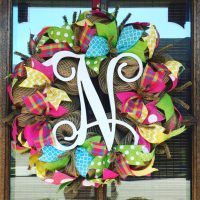 17 Creative Handmade Spring Wreath Designs That Will Refresh Your Front ...
