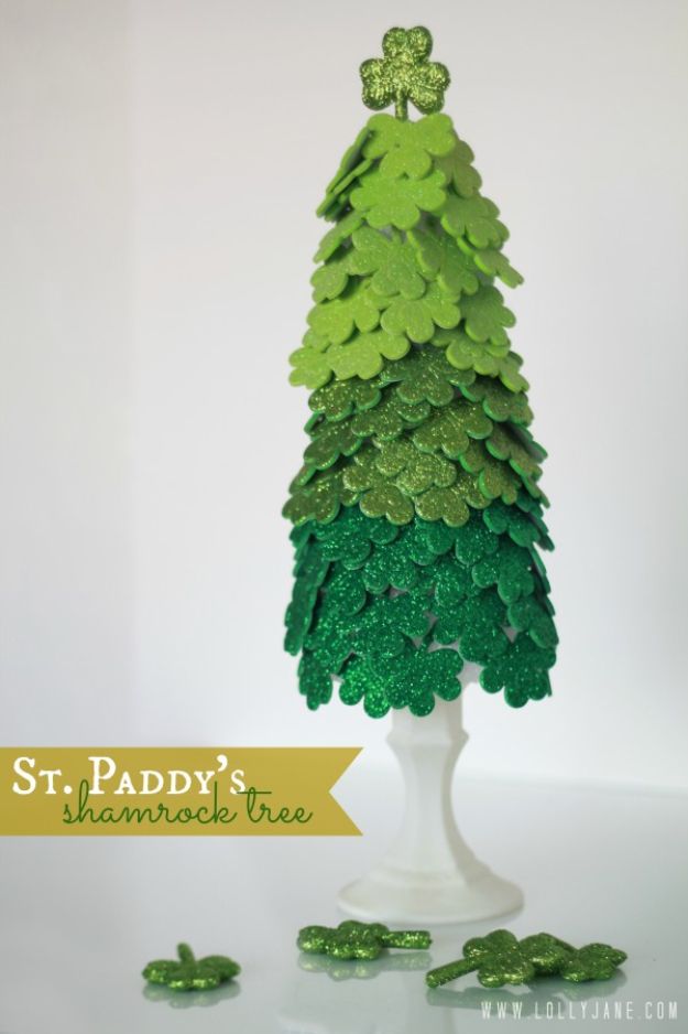 17 DIY Decor Ideas For St Patrick's Day That Will Bring You Luck