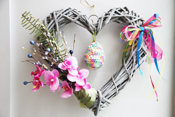 17 Fantastic Handmade Easter Wreath Designs You'll Want To Have