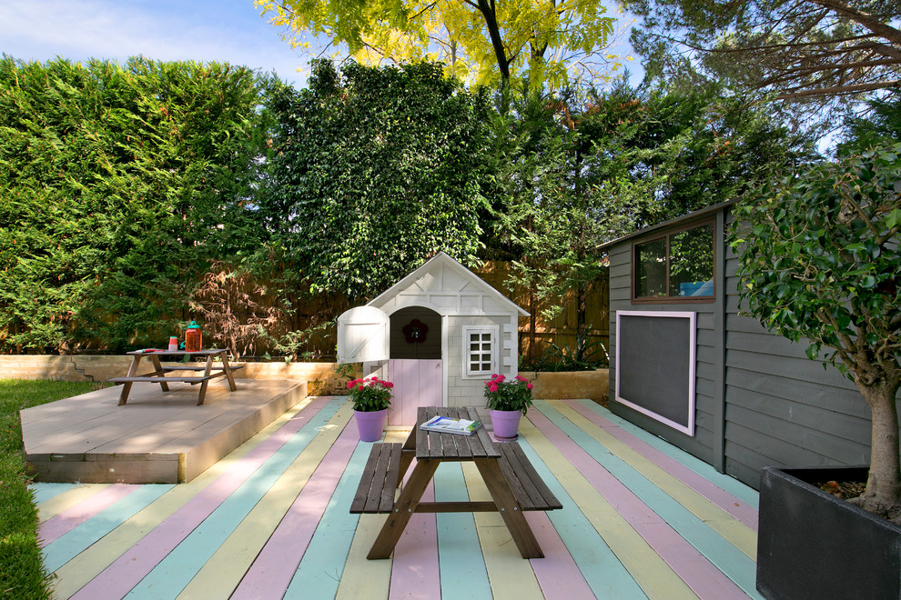 18 Amazing Transitional Deck Designs That Will Transform Your Outdoor Areas