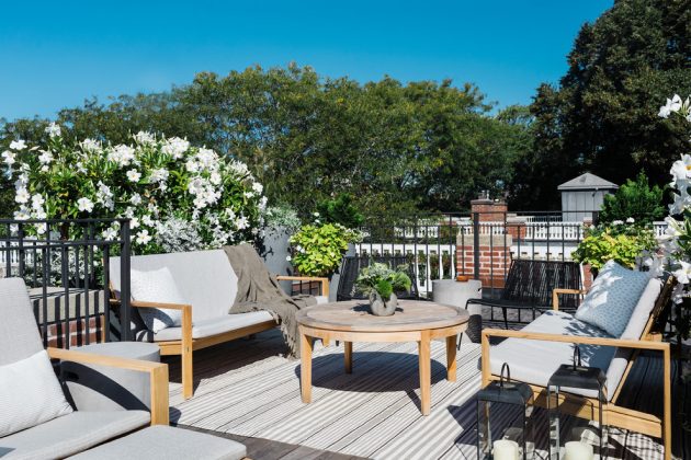 18 Amazing Transitional Deck Designs That Will Transform Your Outdoor Areas