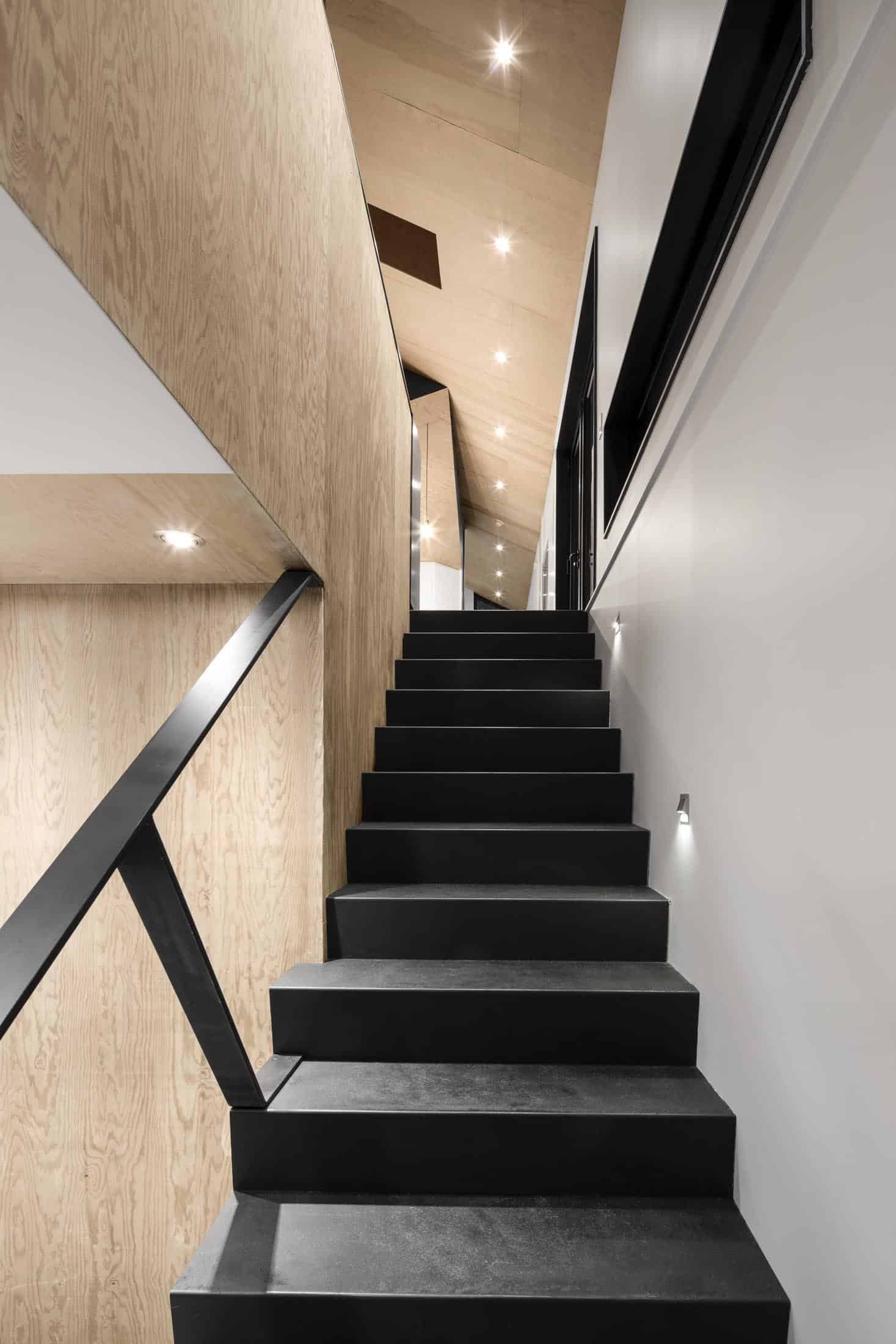 Bolton Residence by Naturehumaine in Quebec, Canada Bolton Residence by Naturehumaine in Quebec, Canada