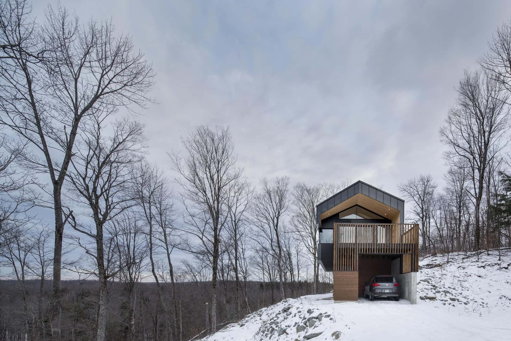 Bolton Residence by Naturehumaine in Quebec, Canada Bolton Residence by Naturehumaine in Quebec, Canada