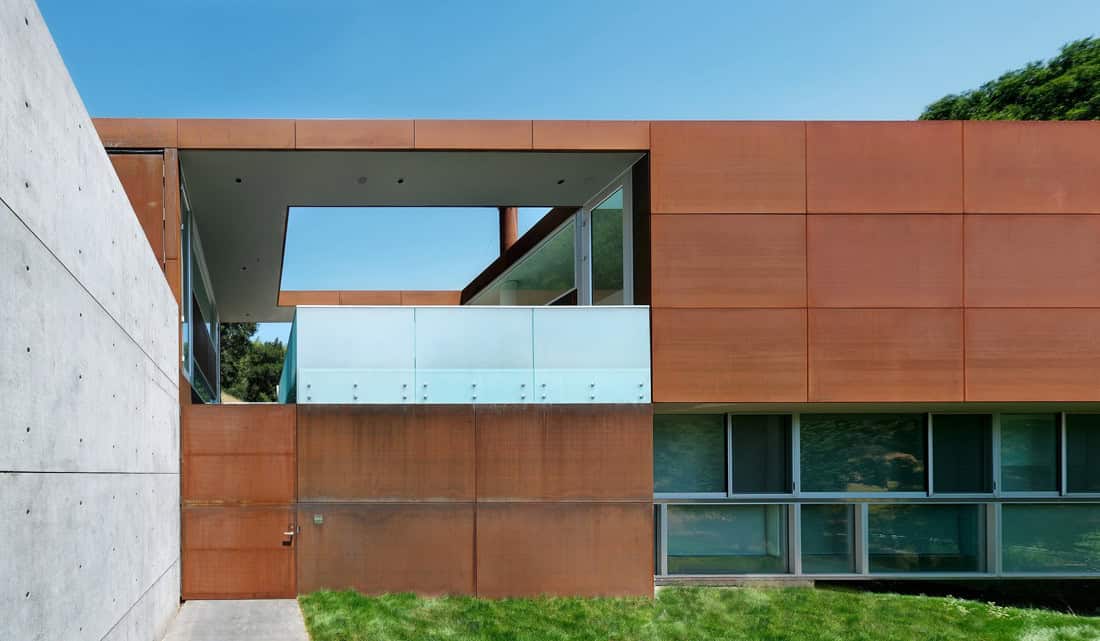 Bridge House by Stanley Saitowitz in California, USA Bridge House by Stanley Saitowitz in California, USA