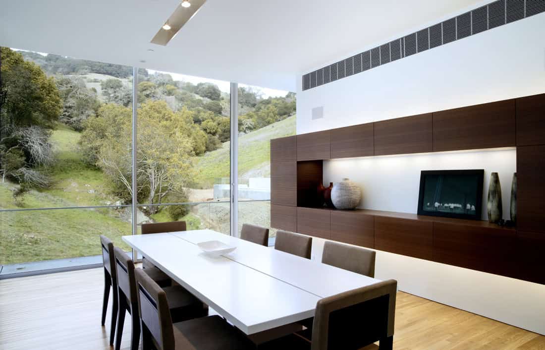 Bridge House by Stanley Saitowitz in California, USA Bridge House by Stanley Saitowitz in California, USA