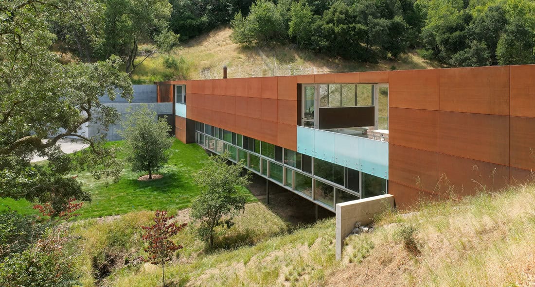 Bridge House by Stanley Saitowitz in California, USA Bridge House by Stanley Saitowitz in California, USA