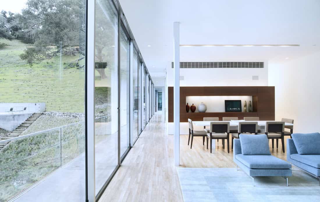 Bridge House by Stanley Saitowitz in California, USA Bridge House by Stanley Saitowitz in California, USA